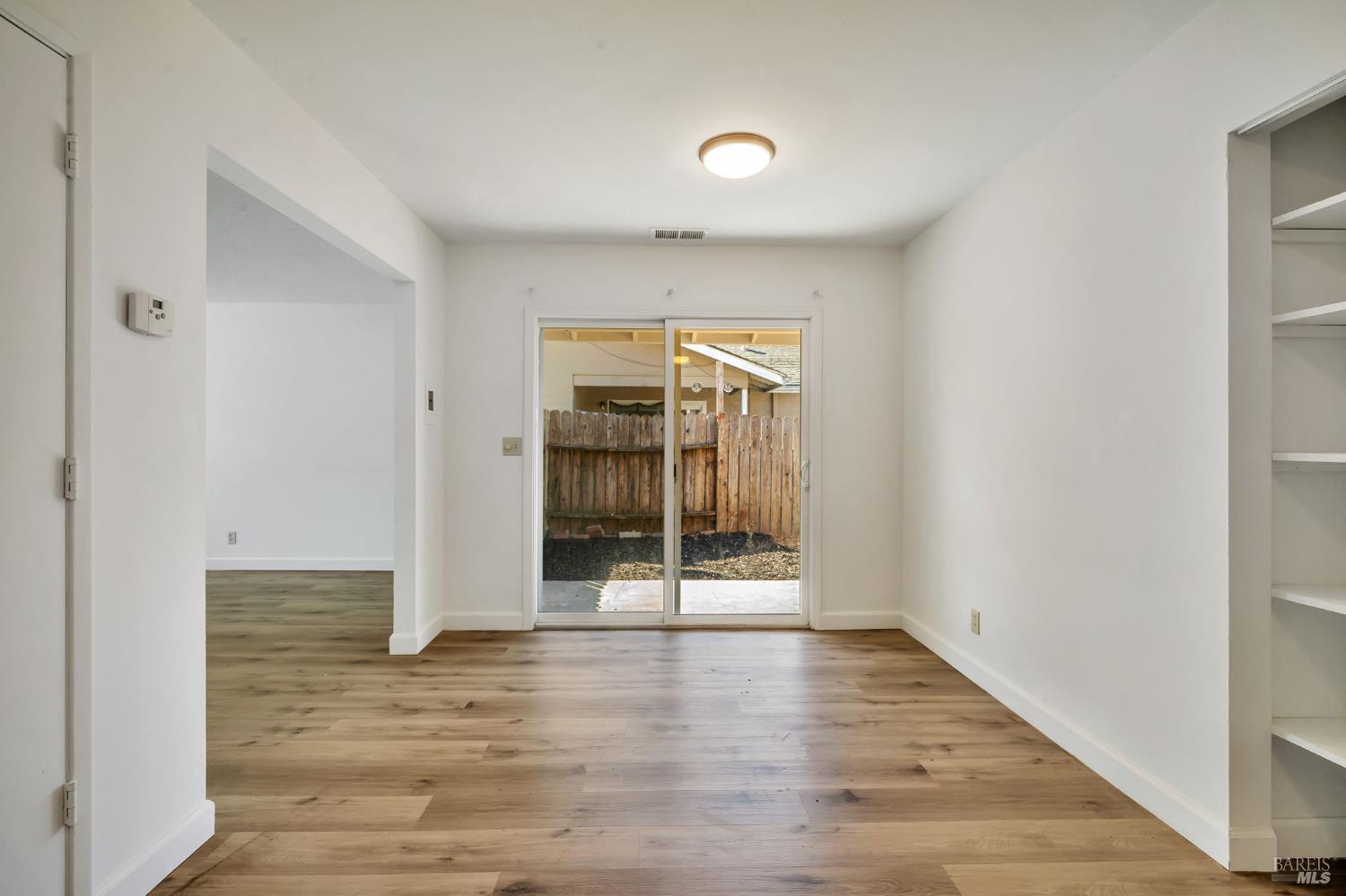 1447 Beachwood Dr