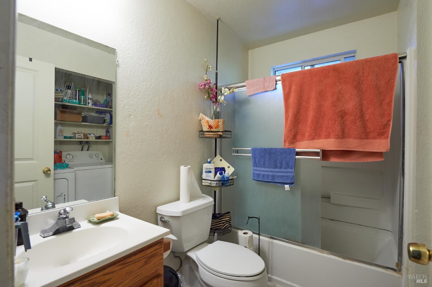 1727 Mission Boulevard