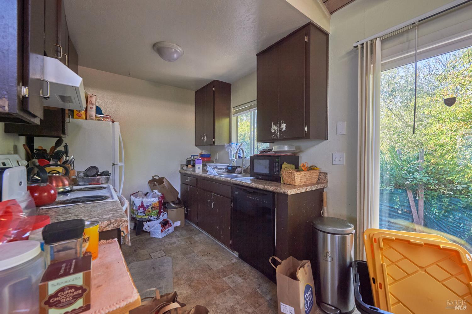 1727 Mission Boulevard