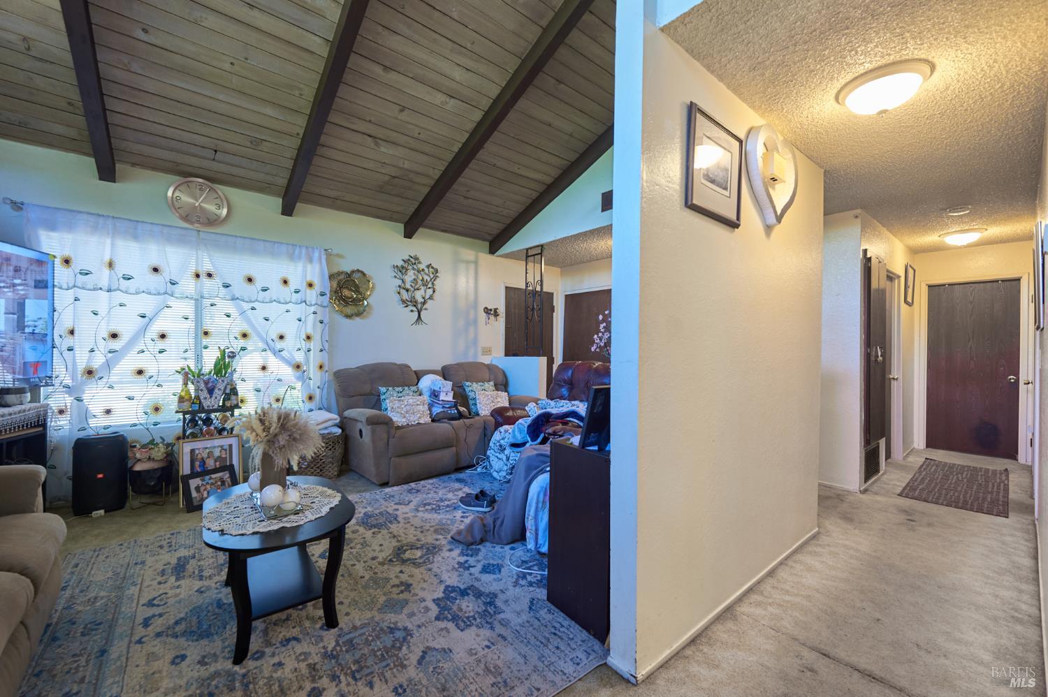 1727 Mission Boulevard