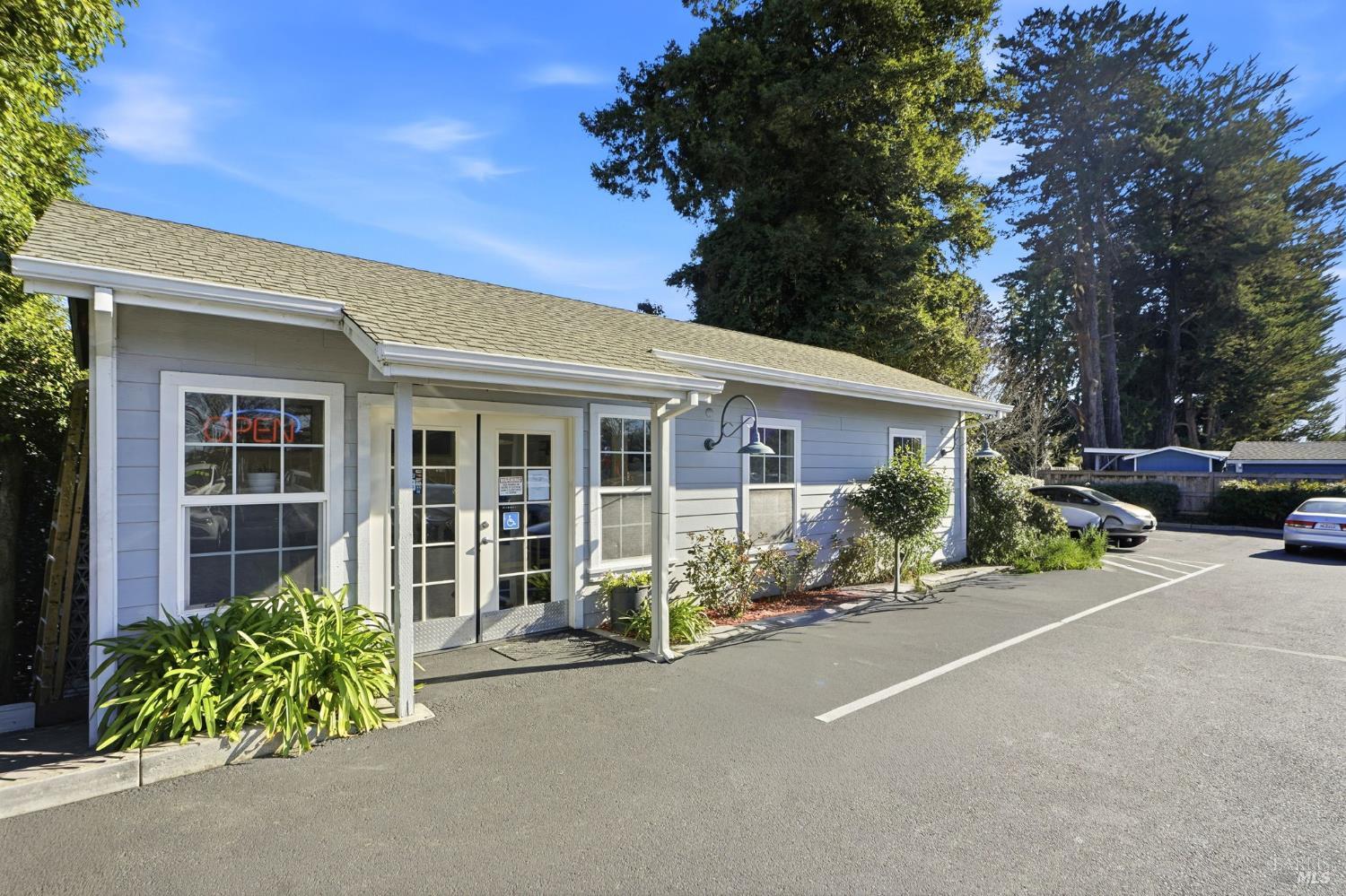 1380 Sebastopol Road