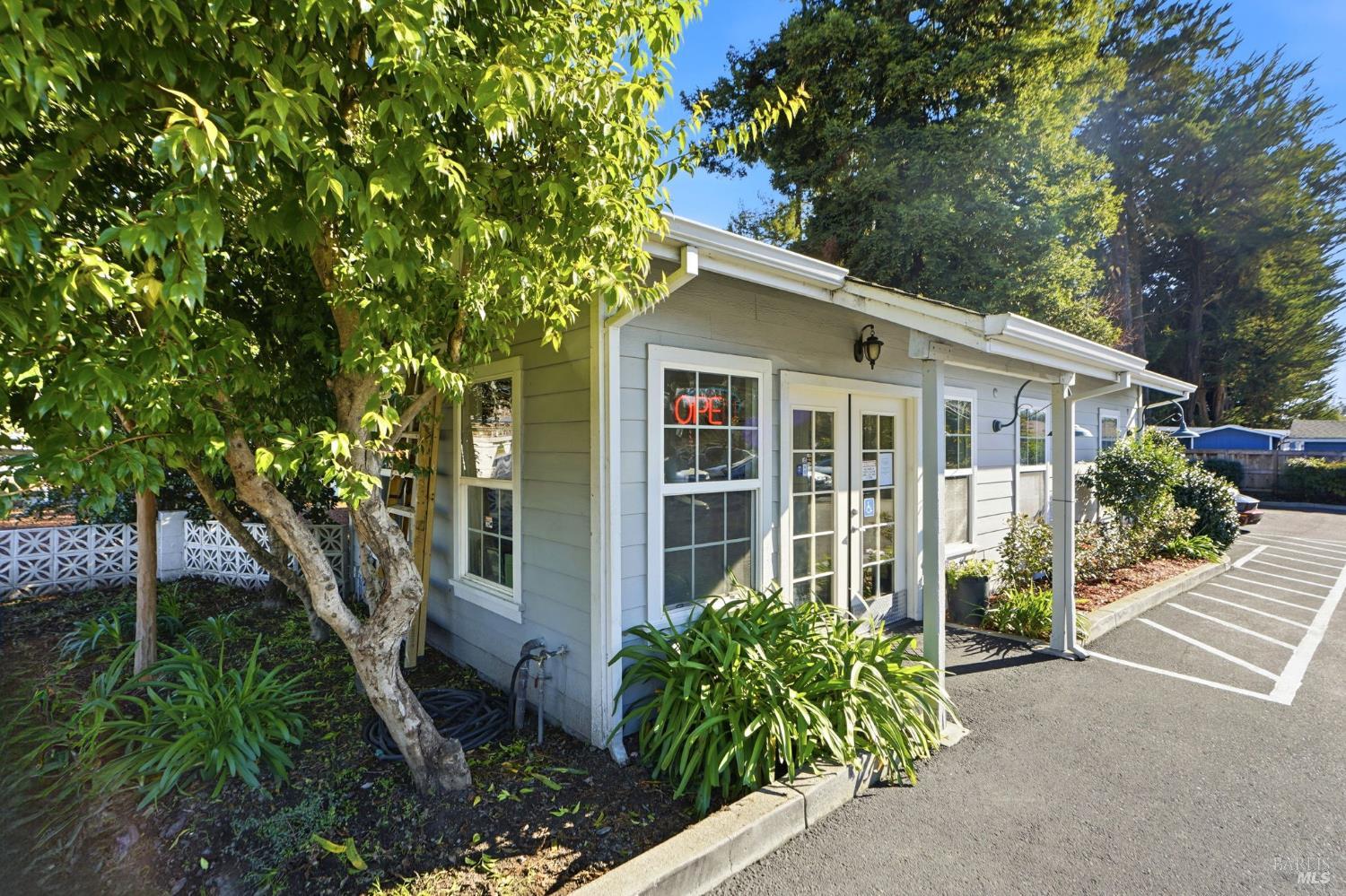 1380 Sebastopol Road