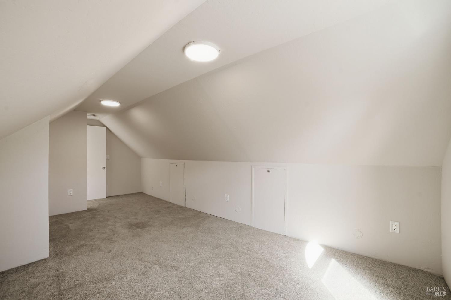 1325 Crofton Court
