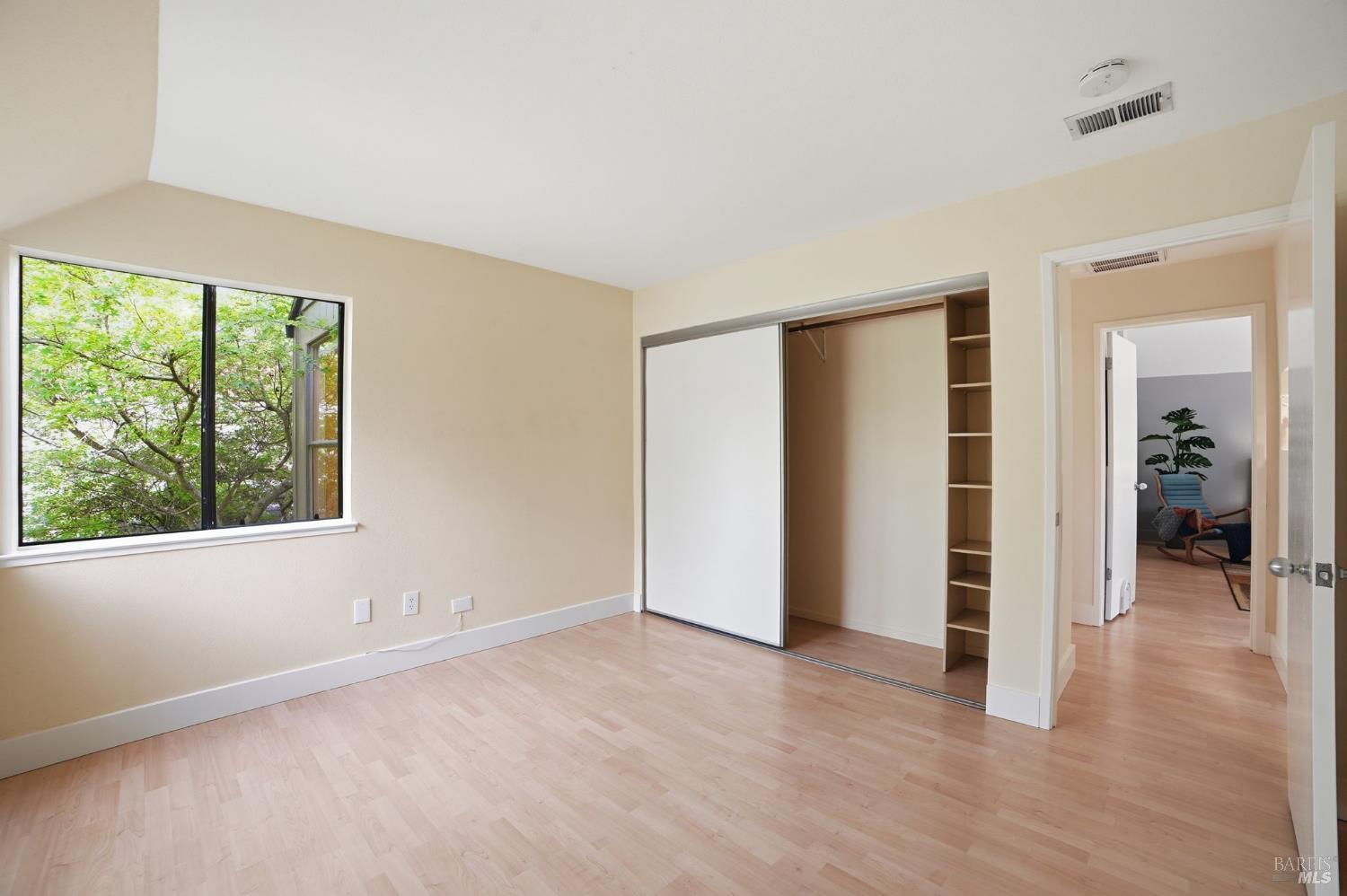 1325 Crofton Court