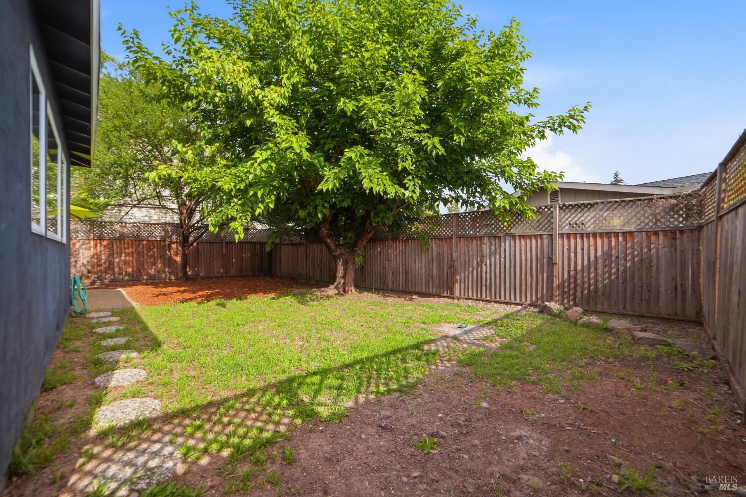 222 Boyes Boulevard