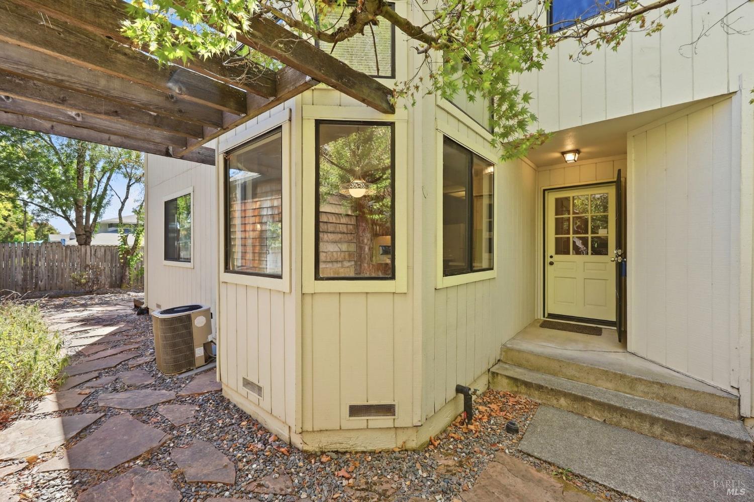 518 March Avenue