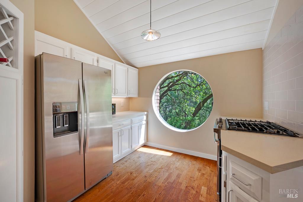 827 Wild Oak Drive