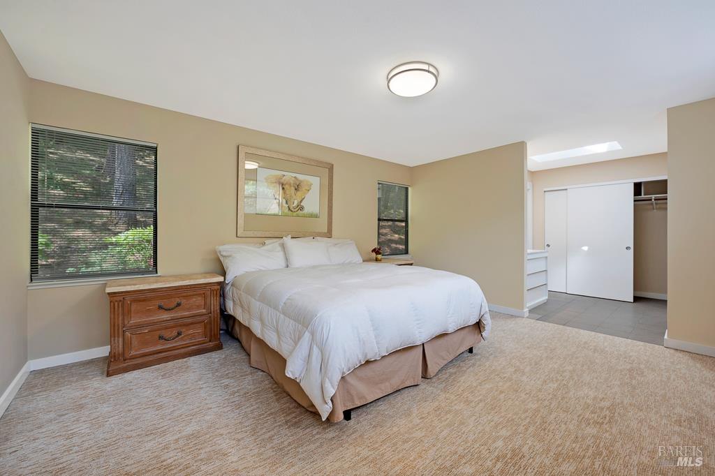 827 Wild Oak Drive