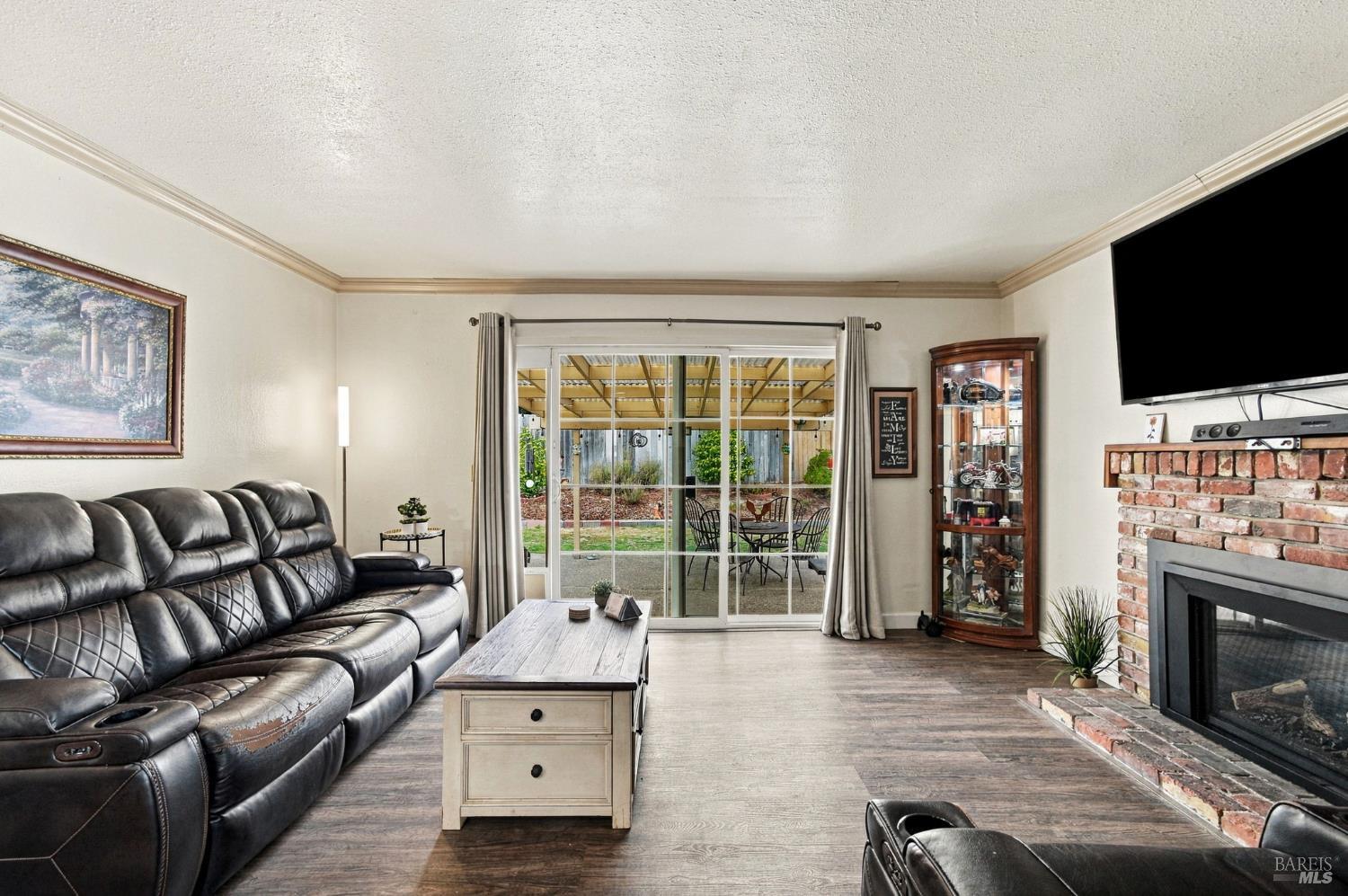 8252 Valley View Drive
