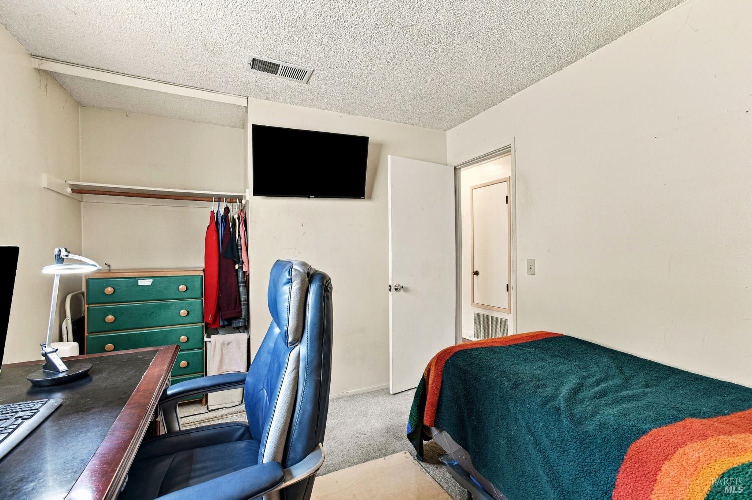 8252 Valley View Drive