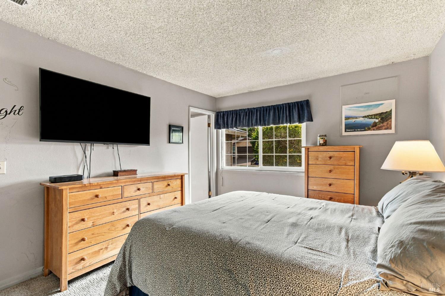 8252 Valley View Drive