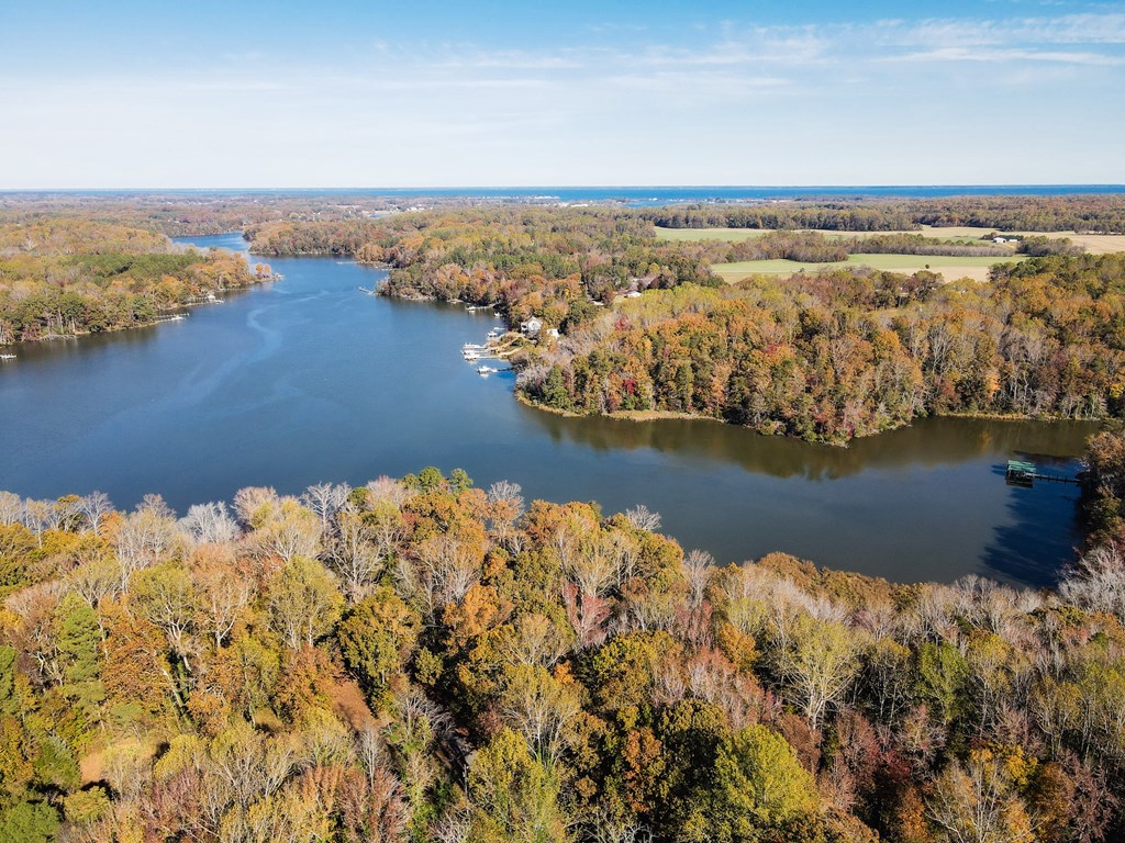 10 Rowes Landing Rd