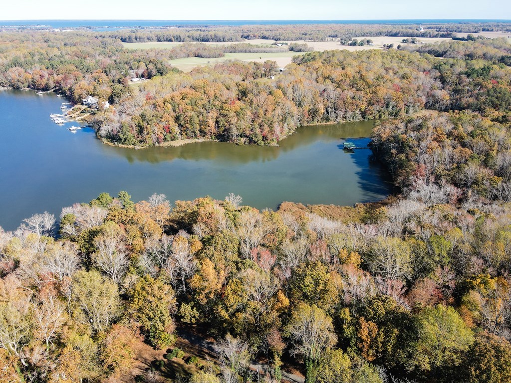10 Rowes Landing Rd