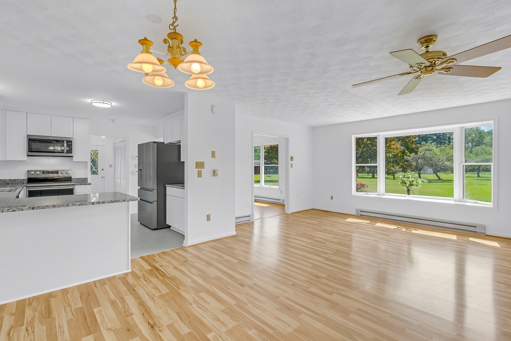 284 Bridgeman Dr