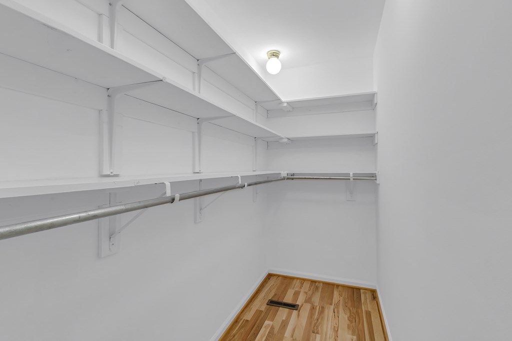 284 Bridgeman Dr