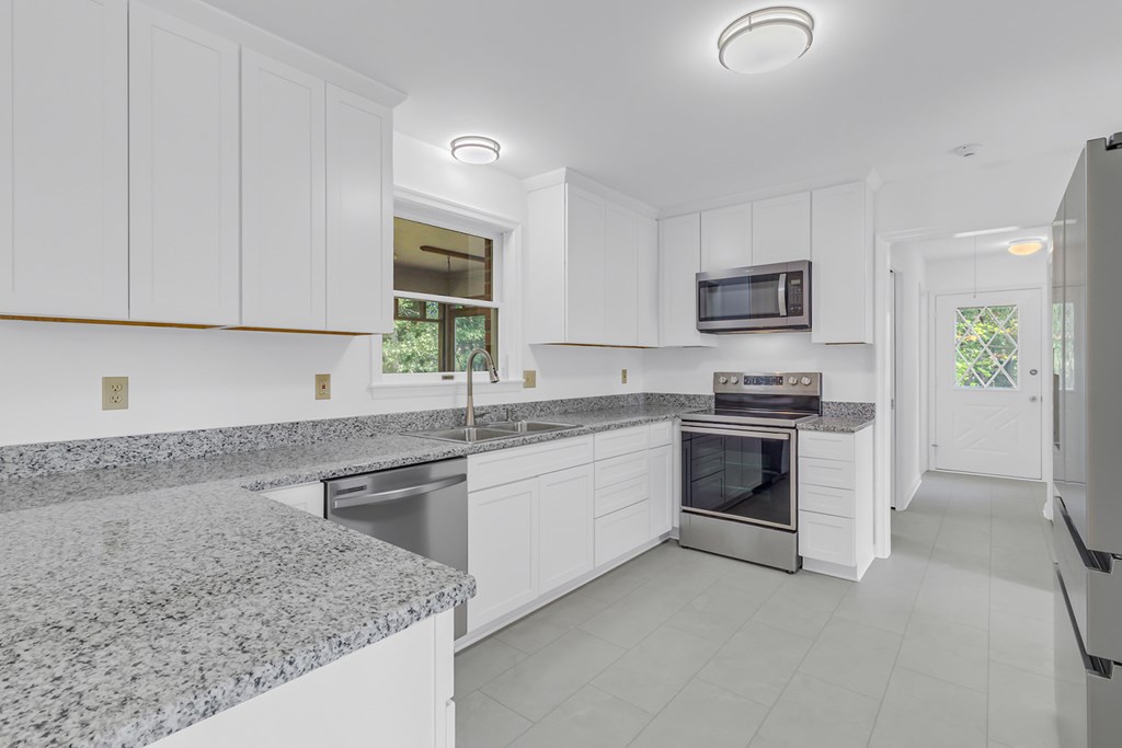 284 Bridgeman Dr