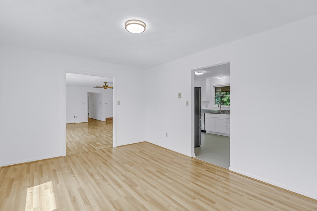 284 Bridgeman Dr