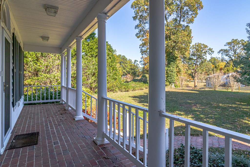 50 Cedardale Lane