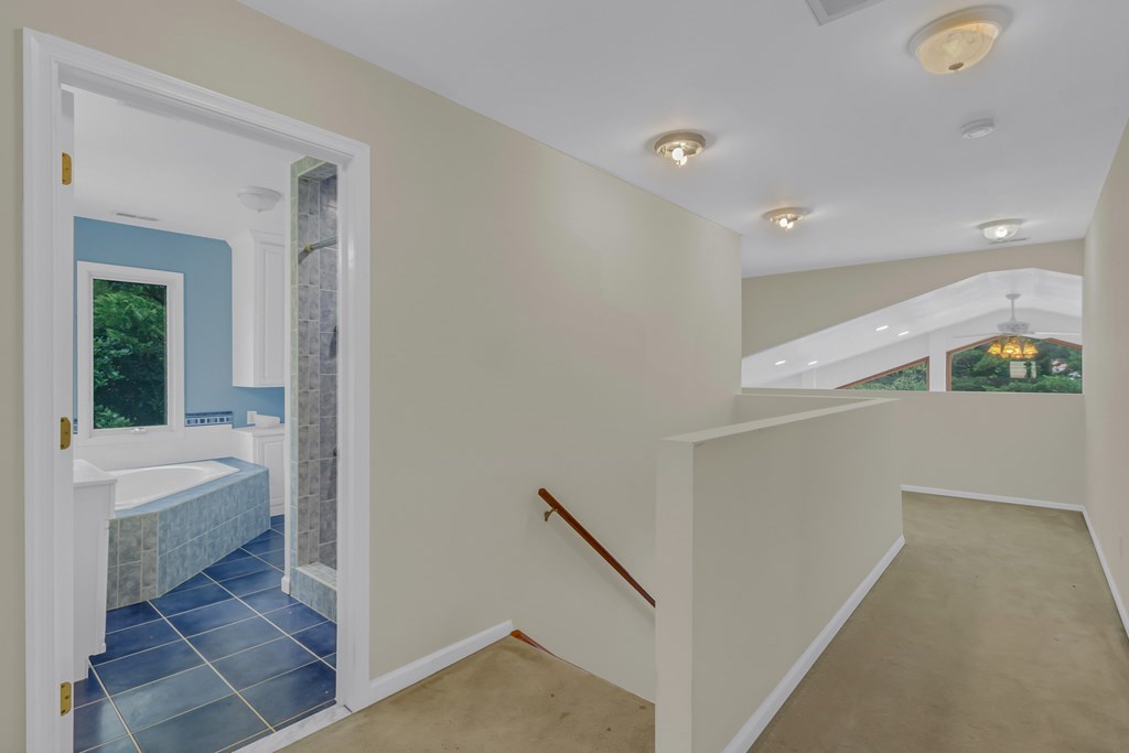 86 Waverly Avenue