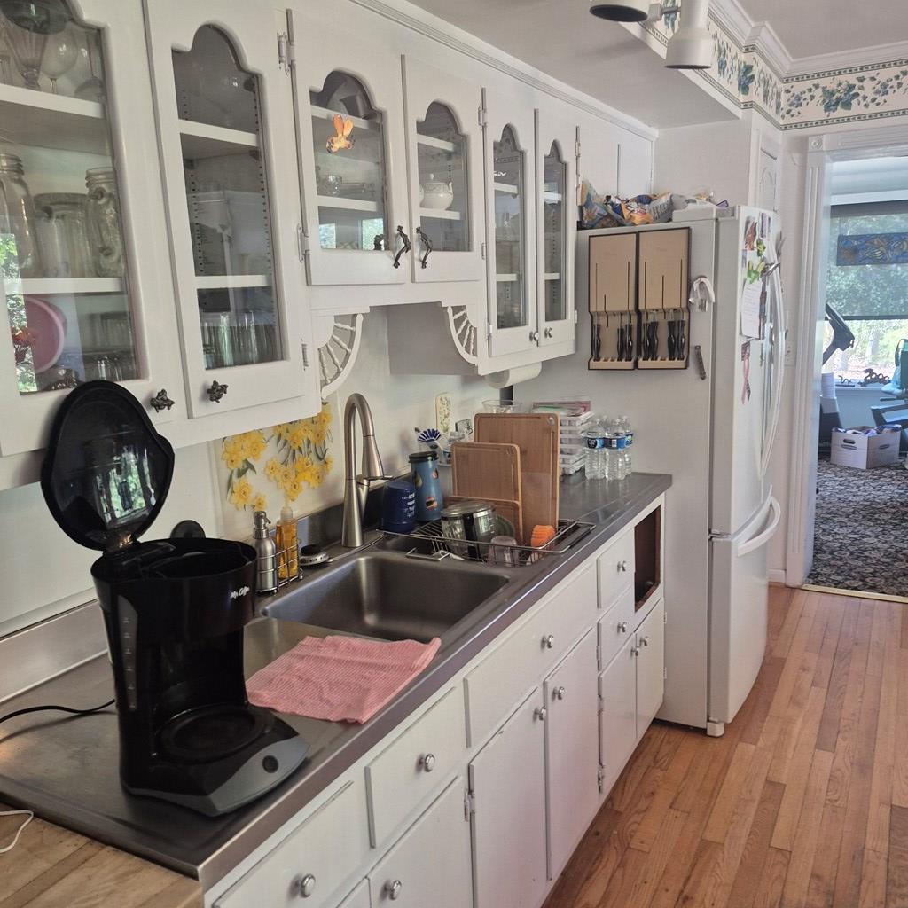 559 Lee Dale Drive