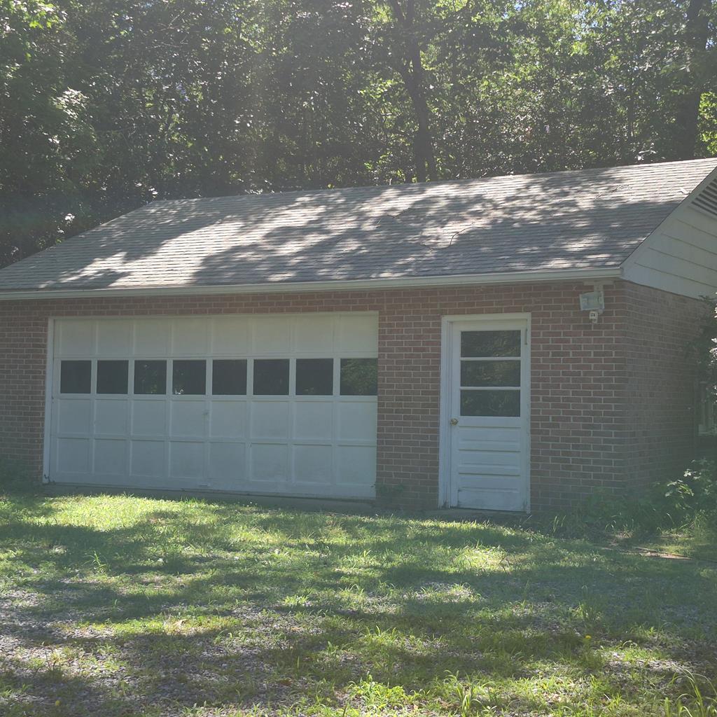 559 Lee Dale Drive