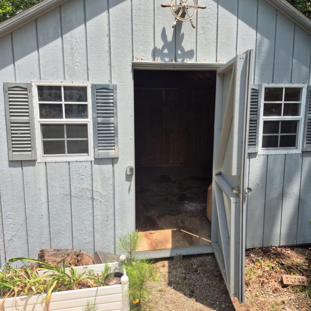 559 Lee Dale Drive