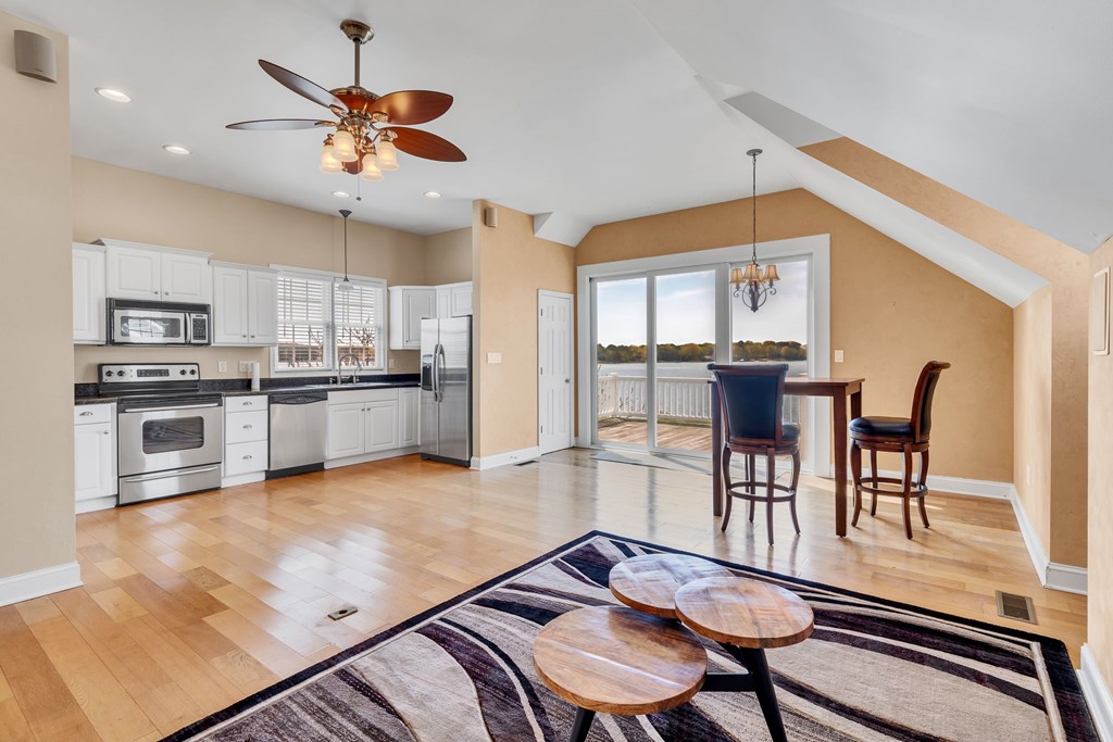 2539 Lighthouse View Drive