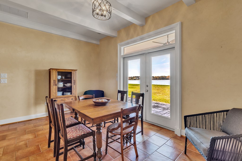 2539 Lighthouse View Drive