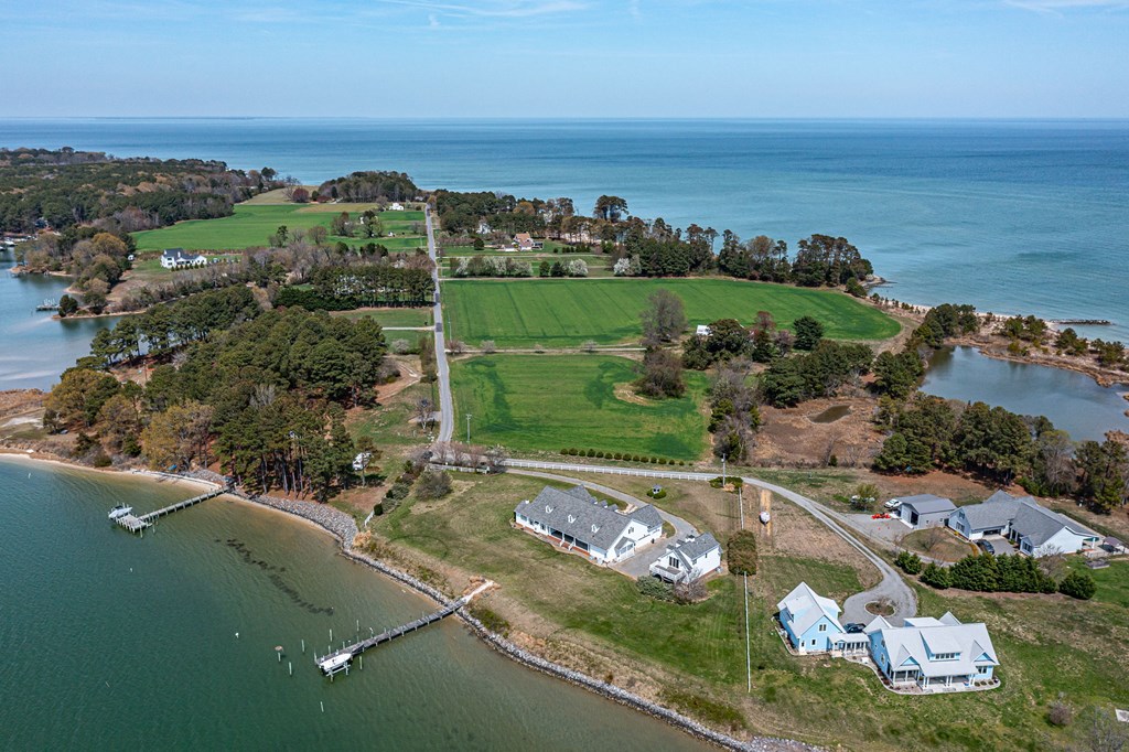 2539 Lighthouse View Drive