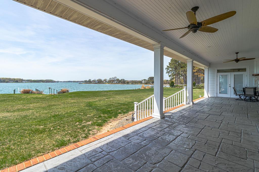 2539 Lighthouse View Drive