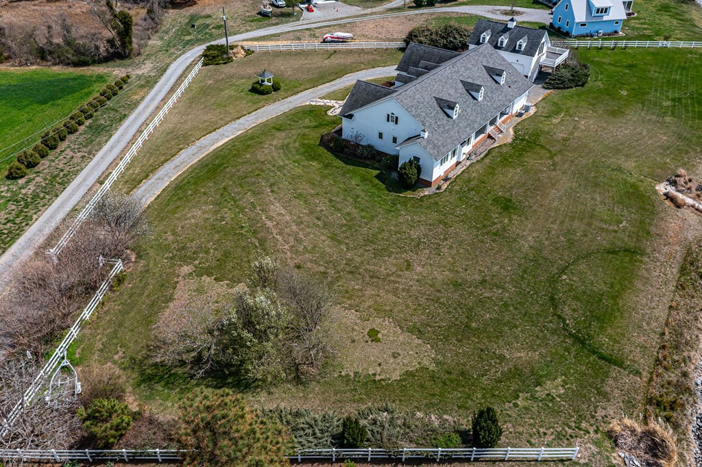 2539 Lighthouse View Drive