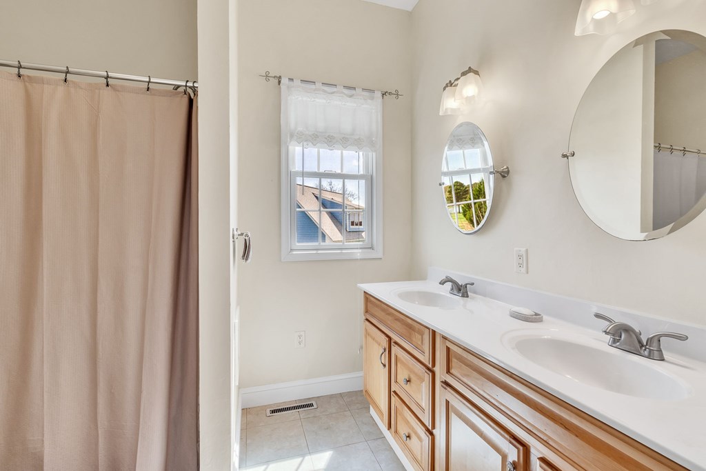 2539 Lighthouse View Drive