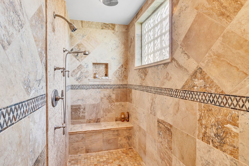 2539 Lighthouse View Drive