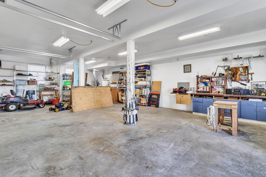 2539 Lighthouse View Drive