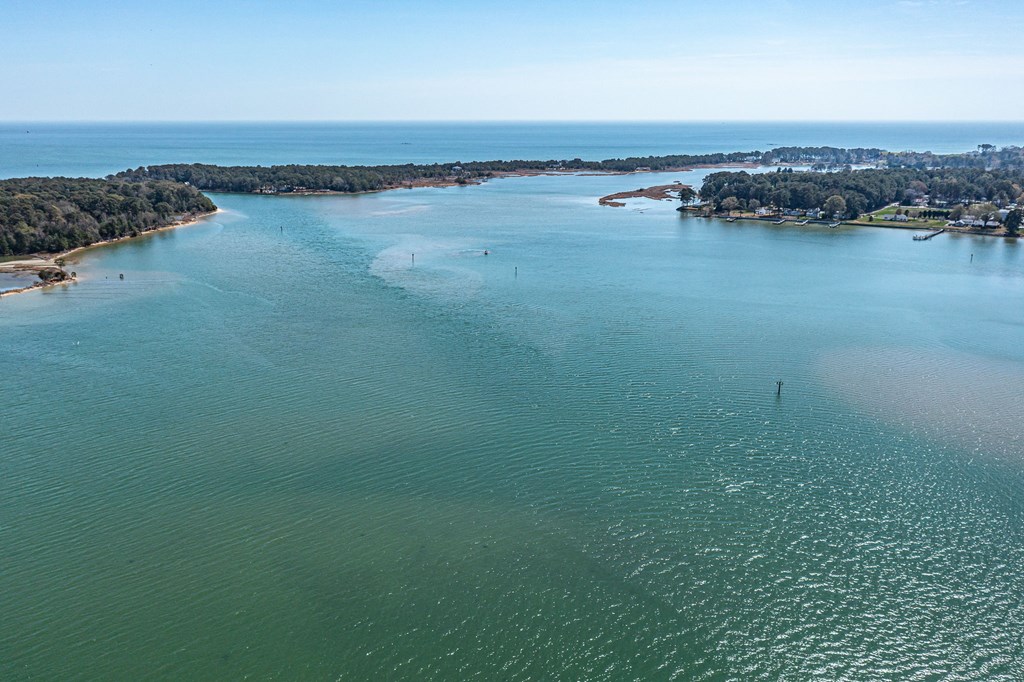 2539 Lighthouse View Drive