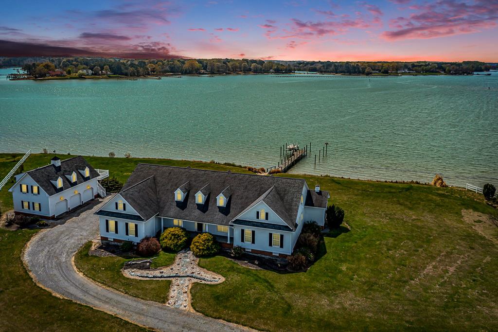 2539 Lighthouse View Drive