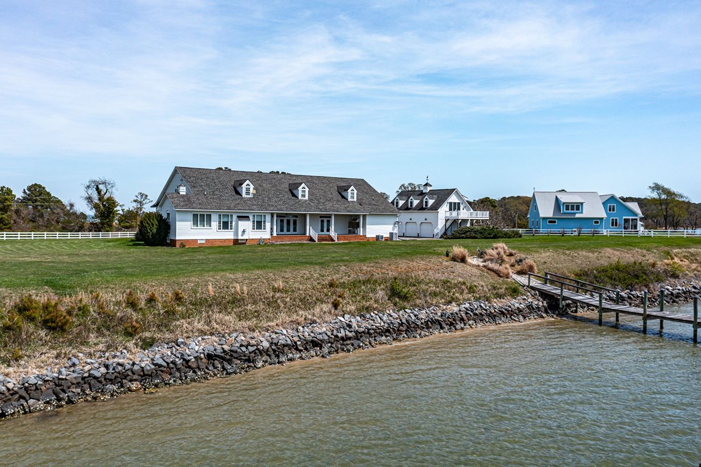 2539 Lighthouse View Drive
