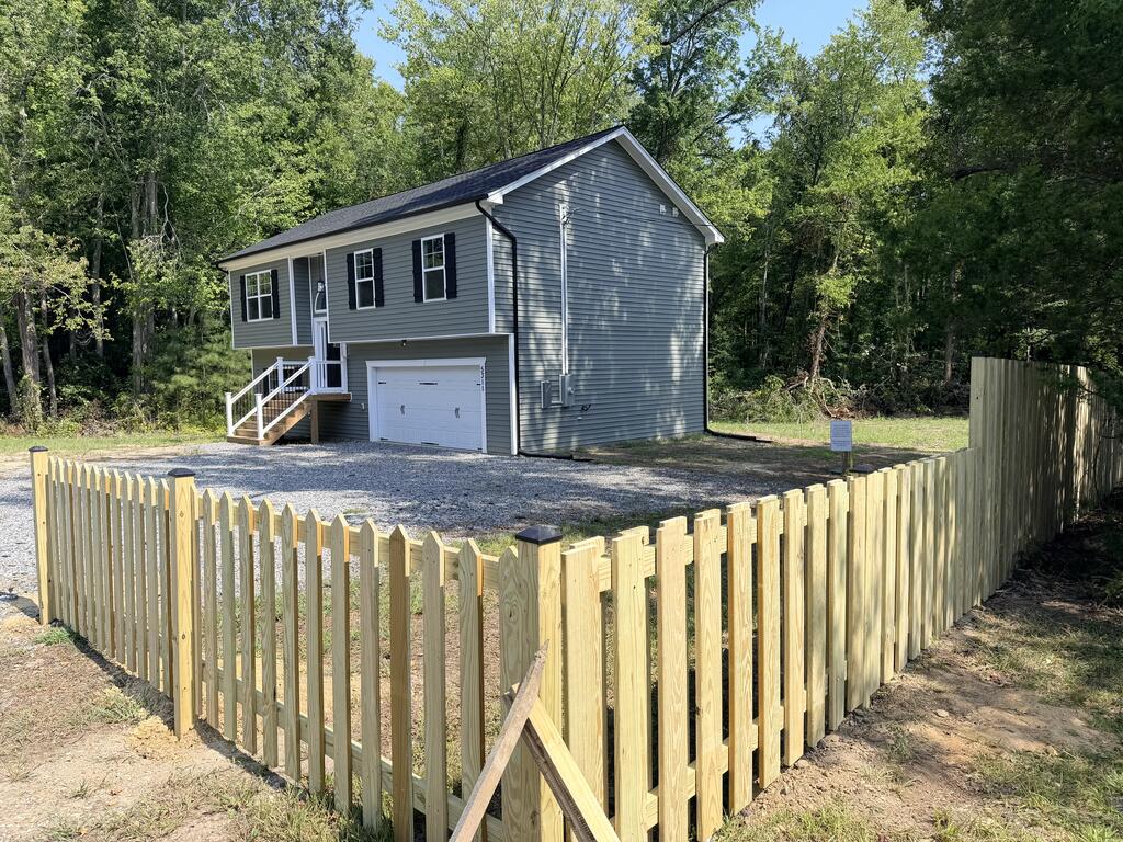 5311 Arcadia Rd, 22580.