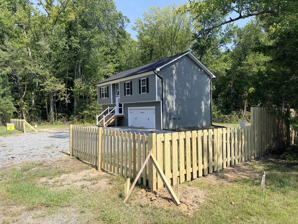 5311 Arcadia Rd, 22580.