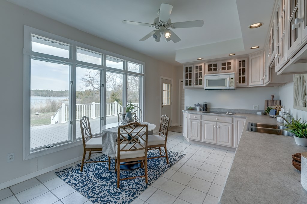 284 Palmer Dr