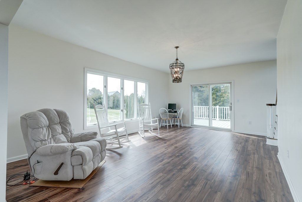 284 Palmer Dr