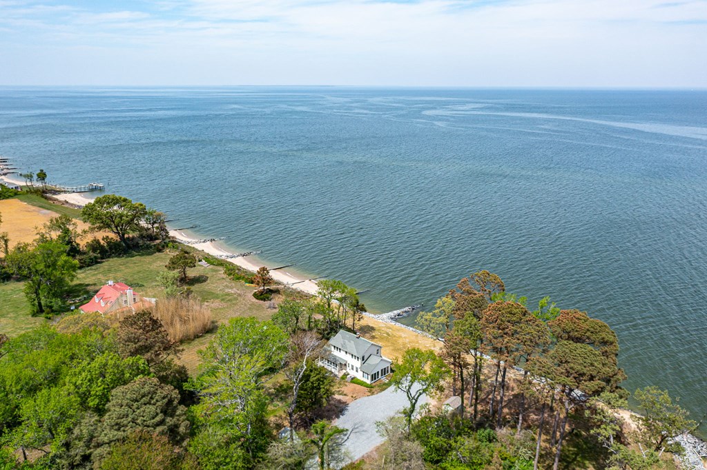 207 Cabell Lane