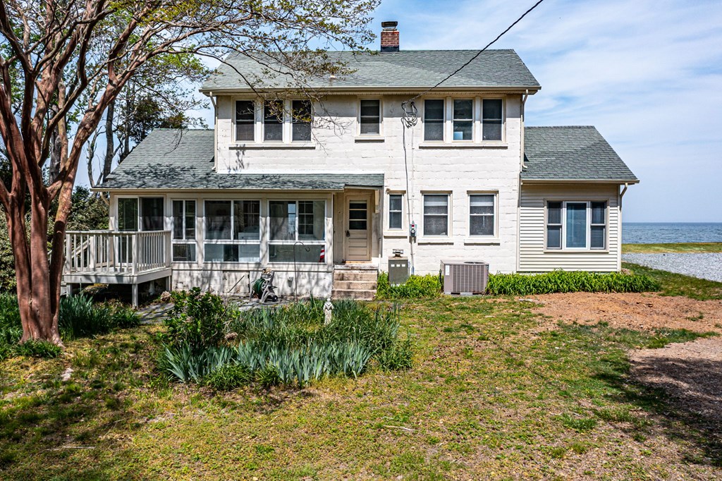 207 Cabell Lane