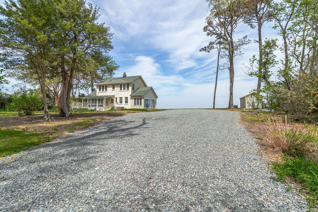 207 Cabell Lane