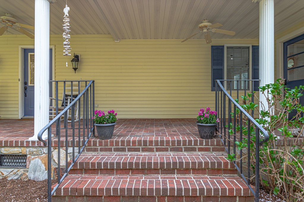 181 Rose Drive