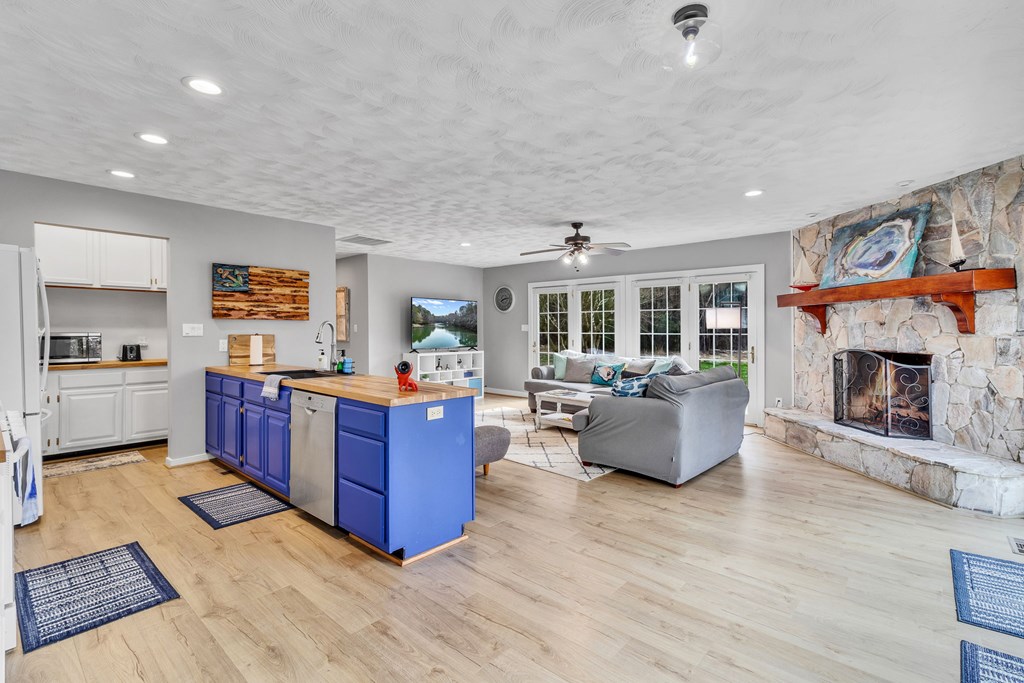 181 Rose Drive