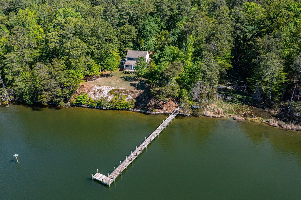 1121 Browns Lane