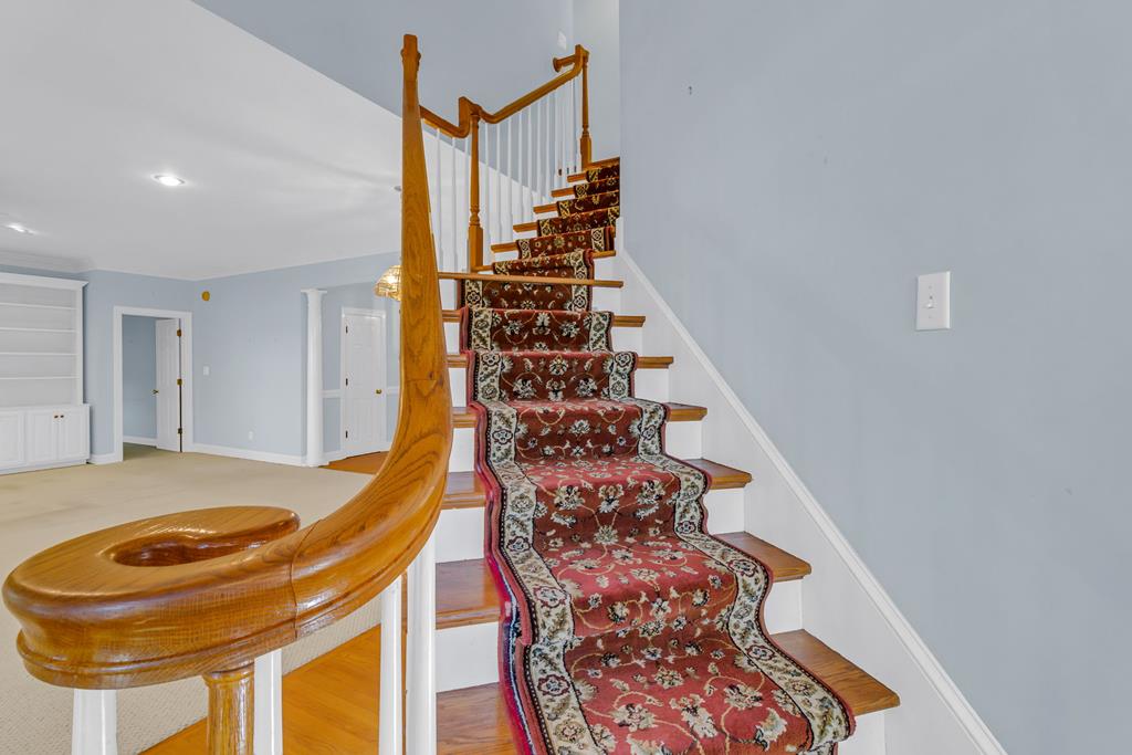 50 Cedardale Lane