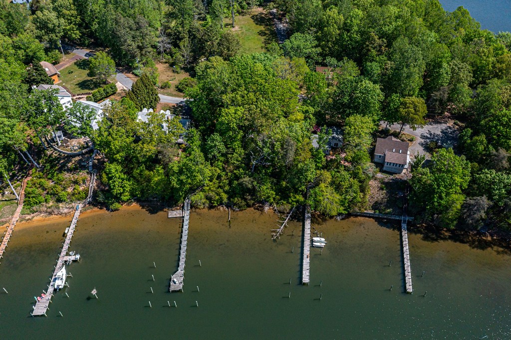 680 River View Road