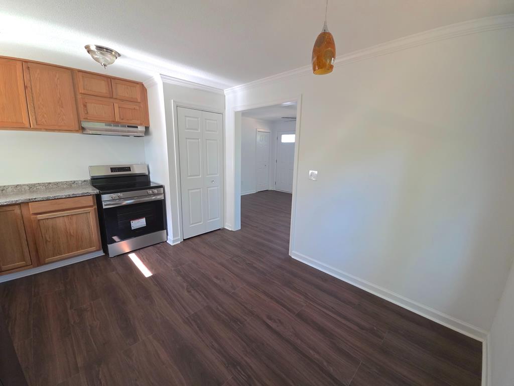 855 Hull Neck Road